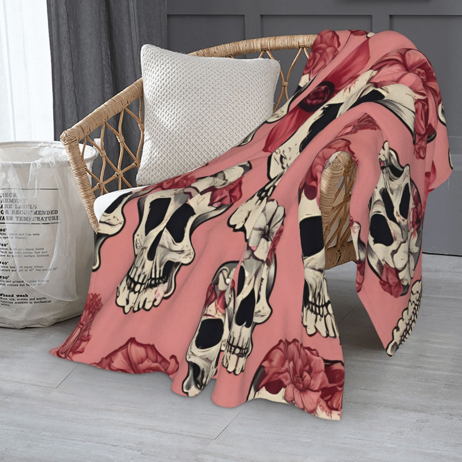 Rose Skull Throw Blanket Soft Lightweight Warm Cozy Plush Blanket for Couch Bed Sofa Valentine's Day